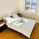 Large City Center Apartments With Balcony Alt - Self Checkin